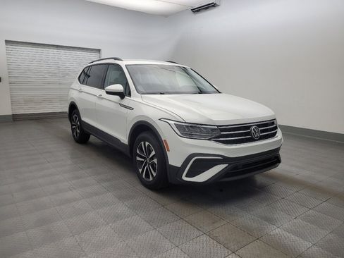 Used 2022 Volkswagen Tiguan S FWD image 13
