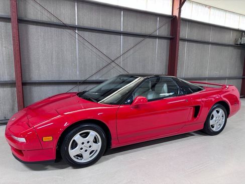 Used 1991 Acura NSX RWD image 3