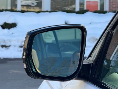 New 2026 Jeep Grand Cherokee L Summit image 13