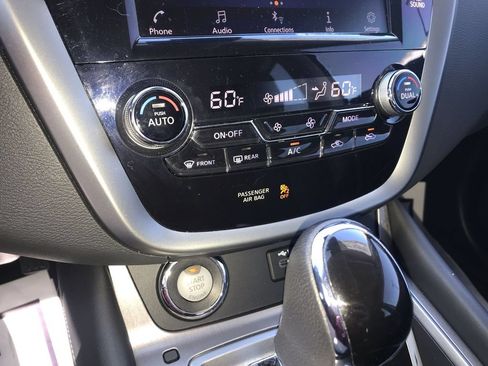 Used 2023 Nissan Murano SV w/ SV Midnight Edition Package FWD image 18