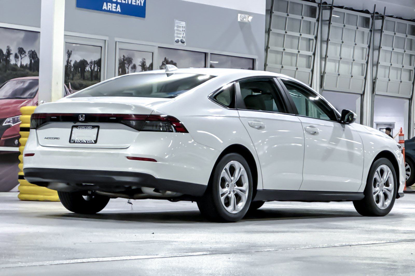 Used 2024 Honda Accord LX image 9
