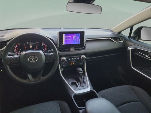 Used 2024 Toyota RAV4 XLE FWD image 22