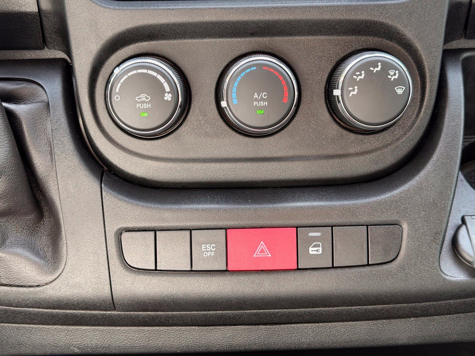 Used 2021 RAM ProMaster 2500 FWD image 18