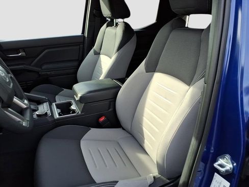 Used 2024 Toyota Tacoma TRD Sport image 16