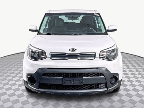 Used 2019 Kia Soul image 2