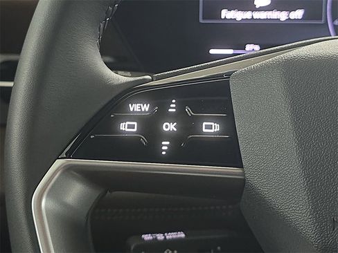 New 2025 Audi Q6 e-tron Premium image 12