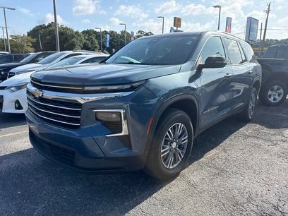 Used 2025 Chevrolet Traverse LT w/ LPO, Floor Liner Package