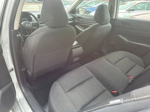 Used 2024 Nissan Altima 2.5 S image 16