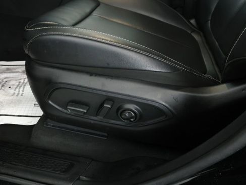 Used 2025 Jeep Grand Cherokee Limited 4xe image 9