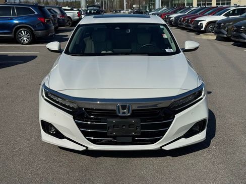 Used 2022 Honda Accord Touring image 7