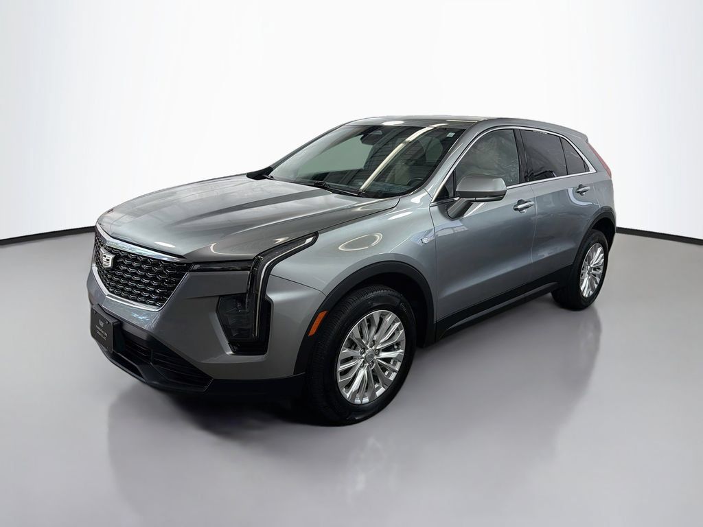 Used 2024 Cadillac XT4 Luxury AWD/4WD image 5
