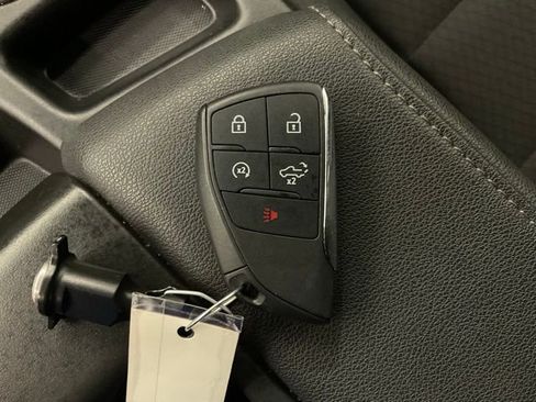 Used 2025 Chevrolet Silverado 2500 LT w/ Convenience Package AWD/4WD image 27