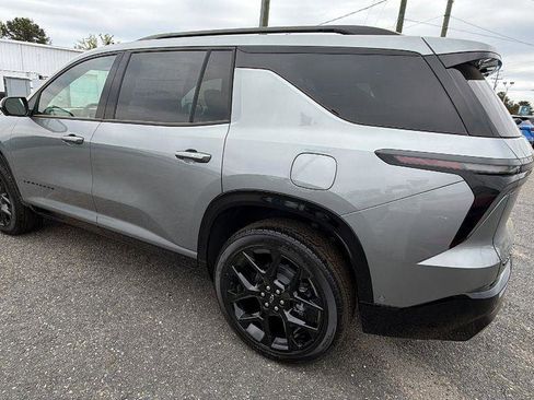 New 2026 Chevrolet Traverse RS image 7