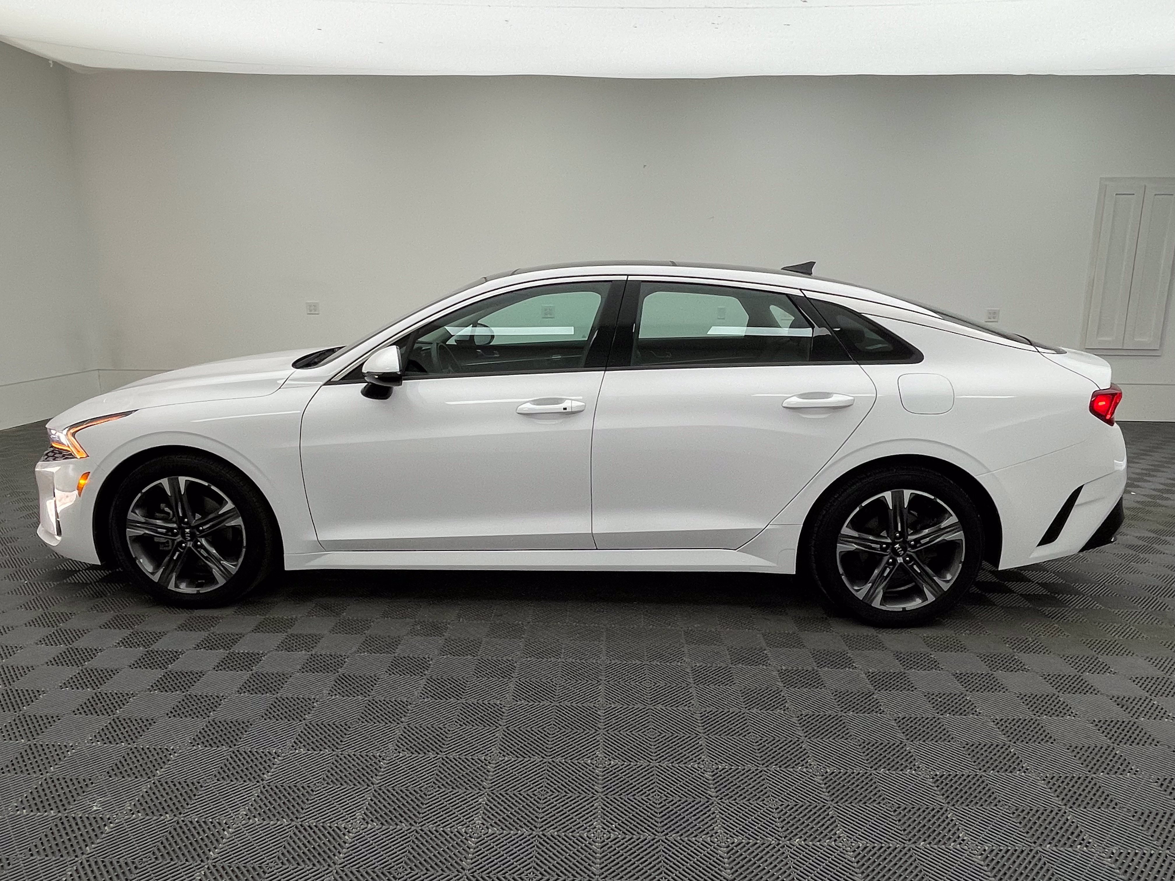 Used 2021 Kia K5 EX w/ EX Premium Package FWD image 12