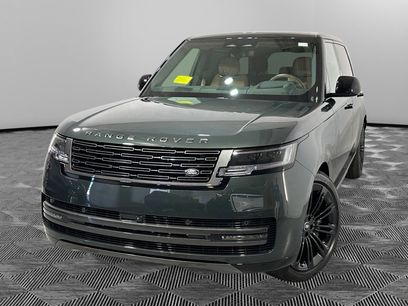 New 2025 Land Rover Range Rover Long Wheelbase SE