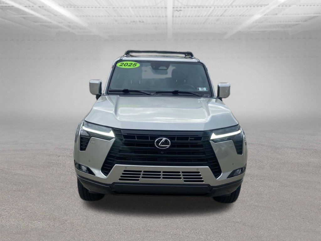 Used 2025 Lexus GX 550 w/ Accessory Package (2T) AWD/4WD image 9