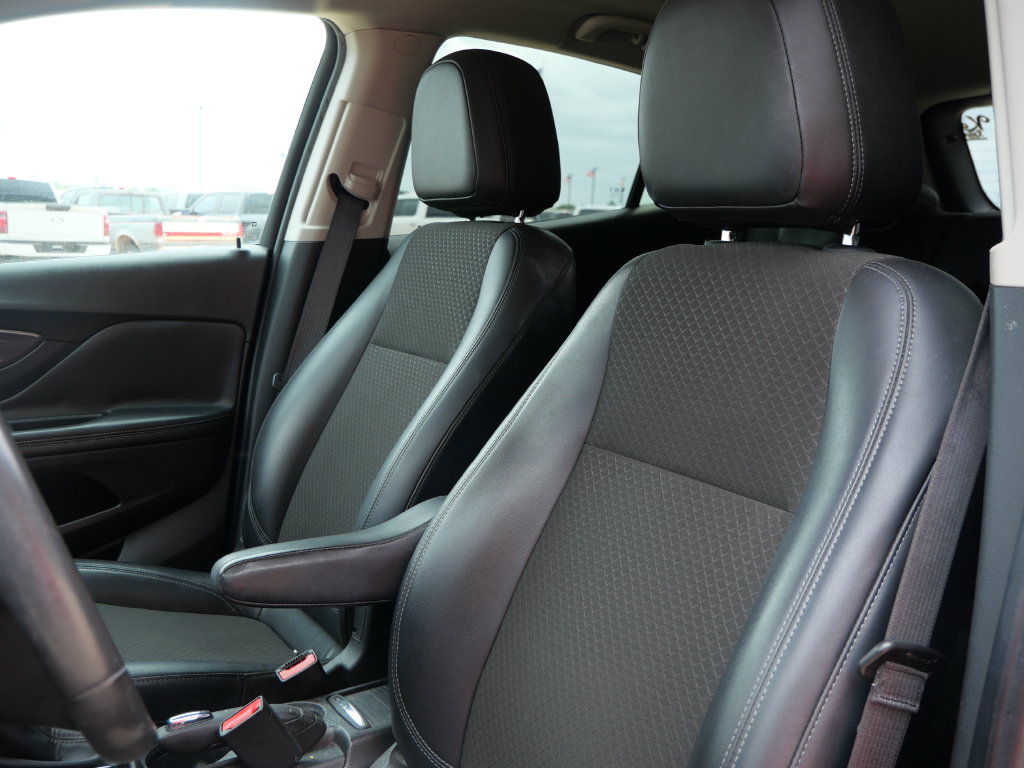 Used 2021 Buick Encore Preferred FWD image 14