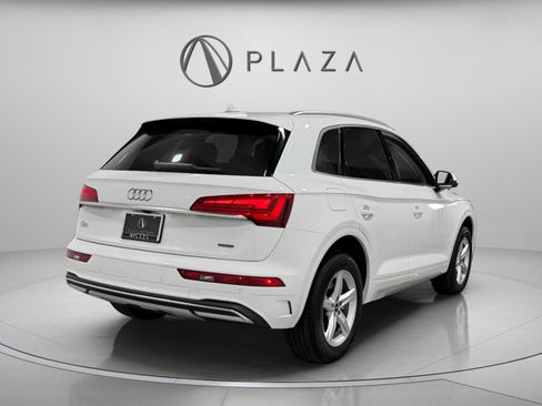 Certified 2023 Audi Q5 2.0T Premium w/ Convenience Package image 6