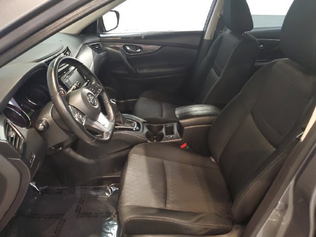 Used 2019 Nissan Rogue SV AWD/4WD image 9
