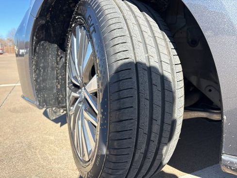 Used 2024 Nissan Altima 2.5 SV image 18