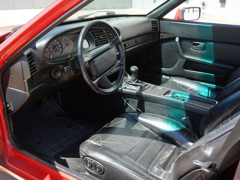 Used 1988 Porsche 944 Coupe image 13