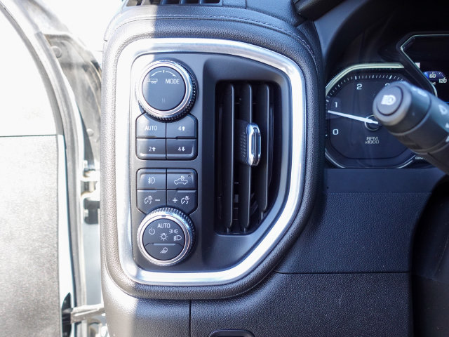 Used 2023 GMC Sierra 3500 Denali AWD/4WD image 20
