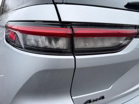New 2026 Jeep Grand Cherokee Altitude AWD/4WD image 21