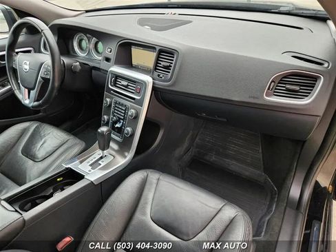 Used 2012 Volvo S60 T5 w/ Multimedia Pkg image 2