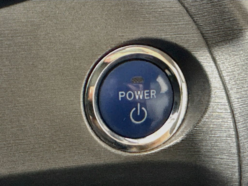 Used 2014 Toyota Prius Three FWD image 19