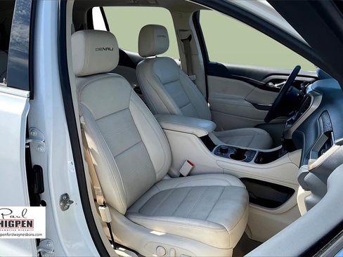 Used 2023 GMC Acadia Denali w/ Denali Ultimate Package image 7