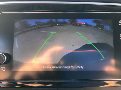 Used 2018 Mitsubishi Outlander SEL image 30