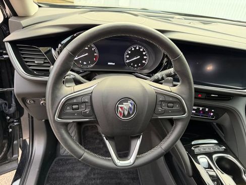 Used 2023 Buick Envision Avenir AWD/4WD image 22