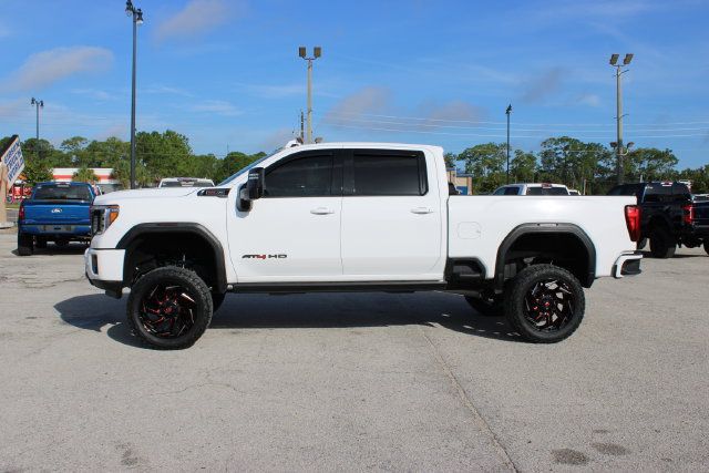 Used 2022 GMC Sierra 2500 AT4 w/ AT4 Premium Plus Package AWD/4WD image 6