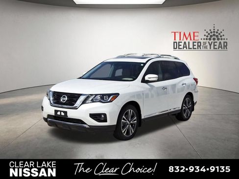 Used 2019 Nissan Pathfinder FWD image 3