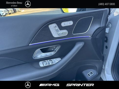 Used 2025 Mercedes-Benz GLE 350 4MATIC image 11