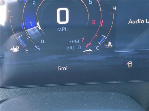 New 2026 Chevrolet Traverse LT w/ Driver Confidence Package FWD image 11