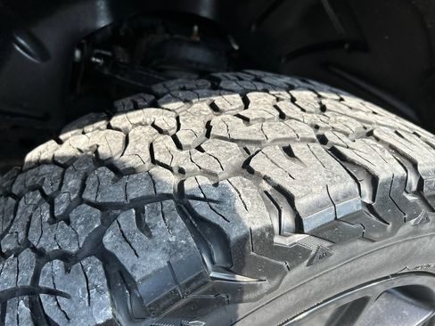 Used 2022 RAM 1500 Big Horn AWD/4WD image 30