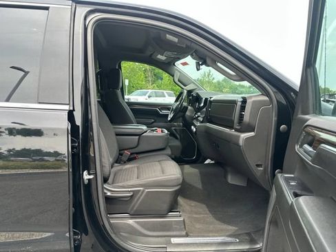 Used 2022 GMC Sierra 1500 SLE AWD/4WD image 11