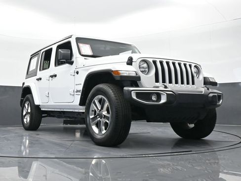 Used 2022 Jeep Wrangler Unlimited Sahara image 65