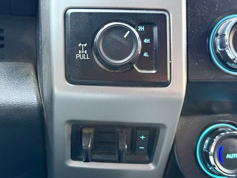 Used 2021 Ford F350 Lariat w/ Chrome Package image 23