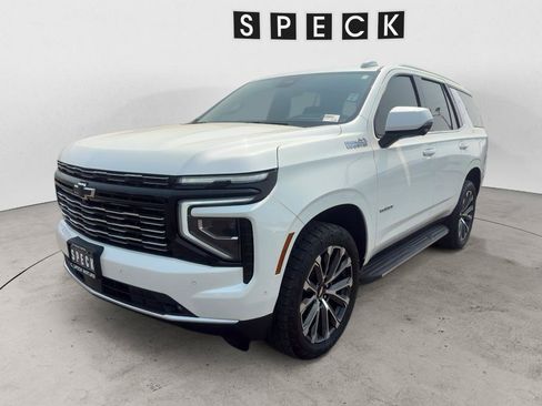 Used 2025 Chevrolet Tahoe High Country w/ Sun And Tow Package AWD/4WD image 1