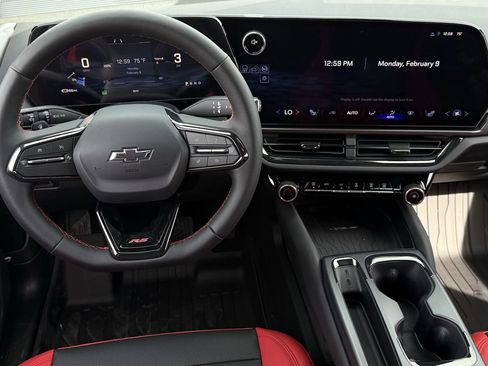 New 2026 Chevrolet Equinox EV RS FWD image 11