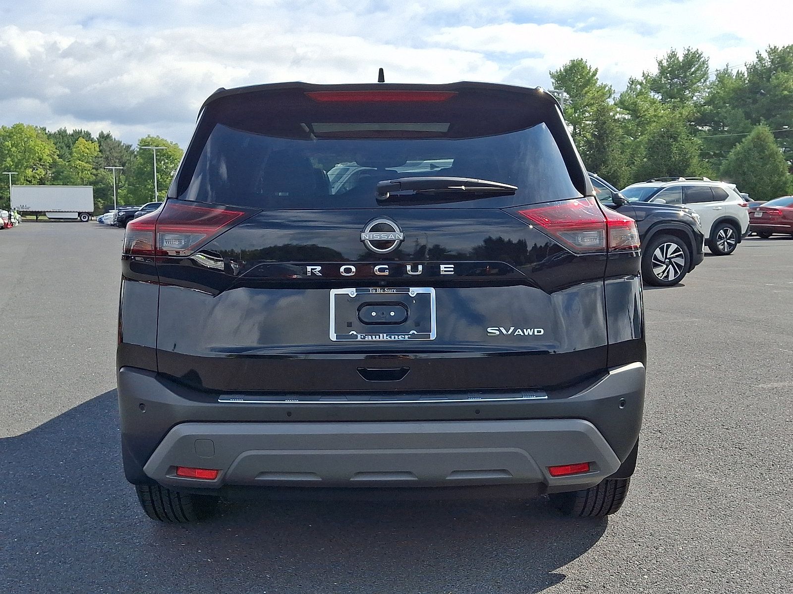 Certified 2023 Nissan Rogue SV w/ SV Premium B Package AWD/4WD image 5