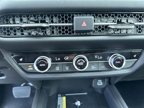 Certified 2024 Honda HR-V EX-L image 44
