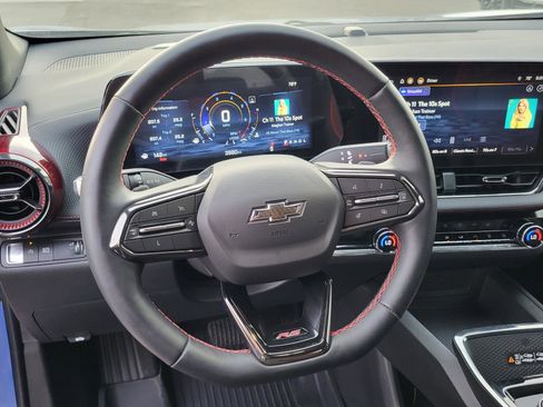 Used 2025 Chevrolet Equinox RS w/ Safety and Technology Package image 21