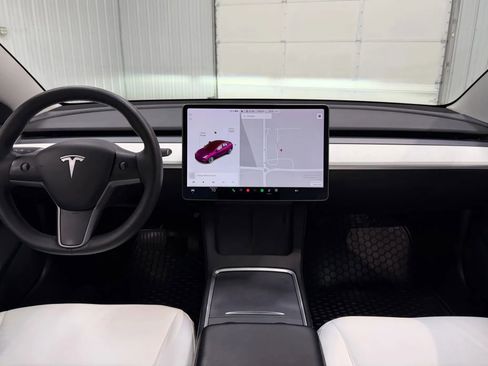 Used 2021 Tesla Model 3 Long Range image 13