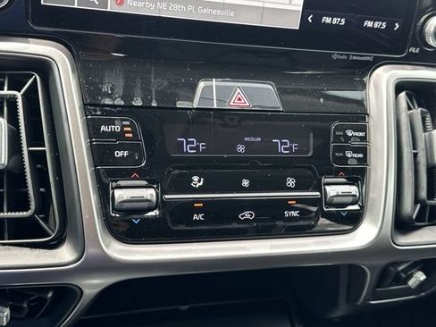 Used 2023 Kia Sorento S w/ Panoramic Sunroof Package FWD image 23