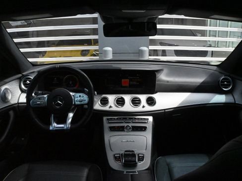 Used 2020 Mercedes-Benz E 63 AMG S image 18