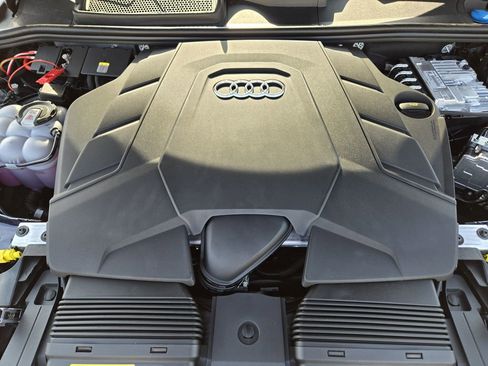 New 2026 Audi Q8 Premium Plus image 37