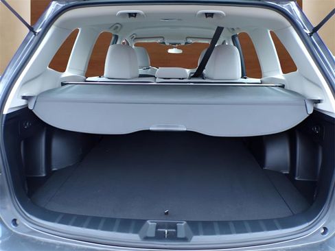 Used 2024 Subaru Forester image 9